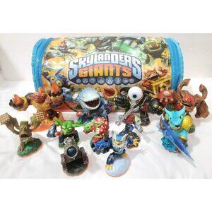 SKYLANDERS LOT 11 video game character Giants Spyro Figures with Storage Bag